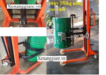 xe nâng quay đổ phuy tại Chương Mỹ