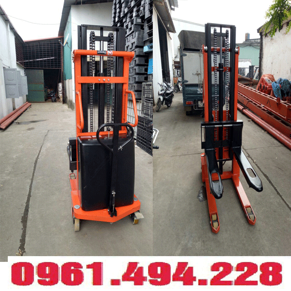 xe nâng bán tự động tại biên hòa